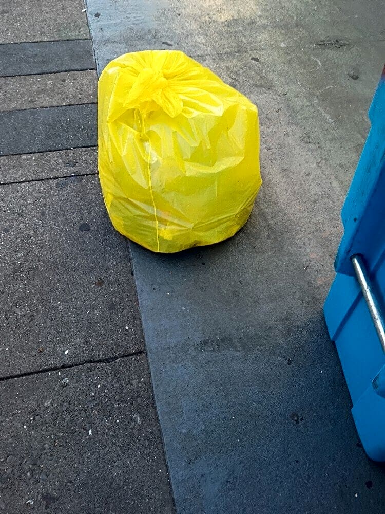 Photo attached to case 202000185998
