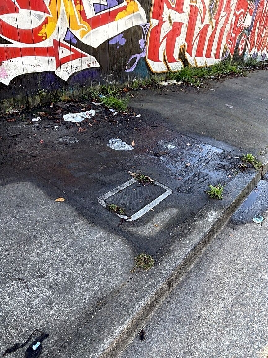 Photo attached to case 202000186050