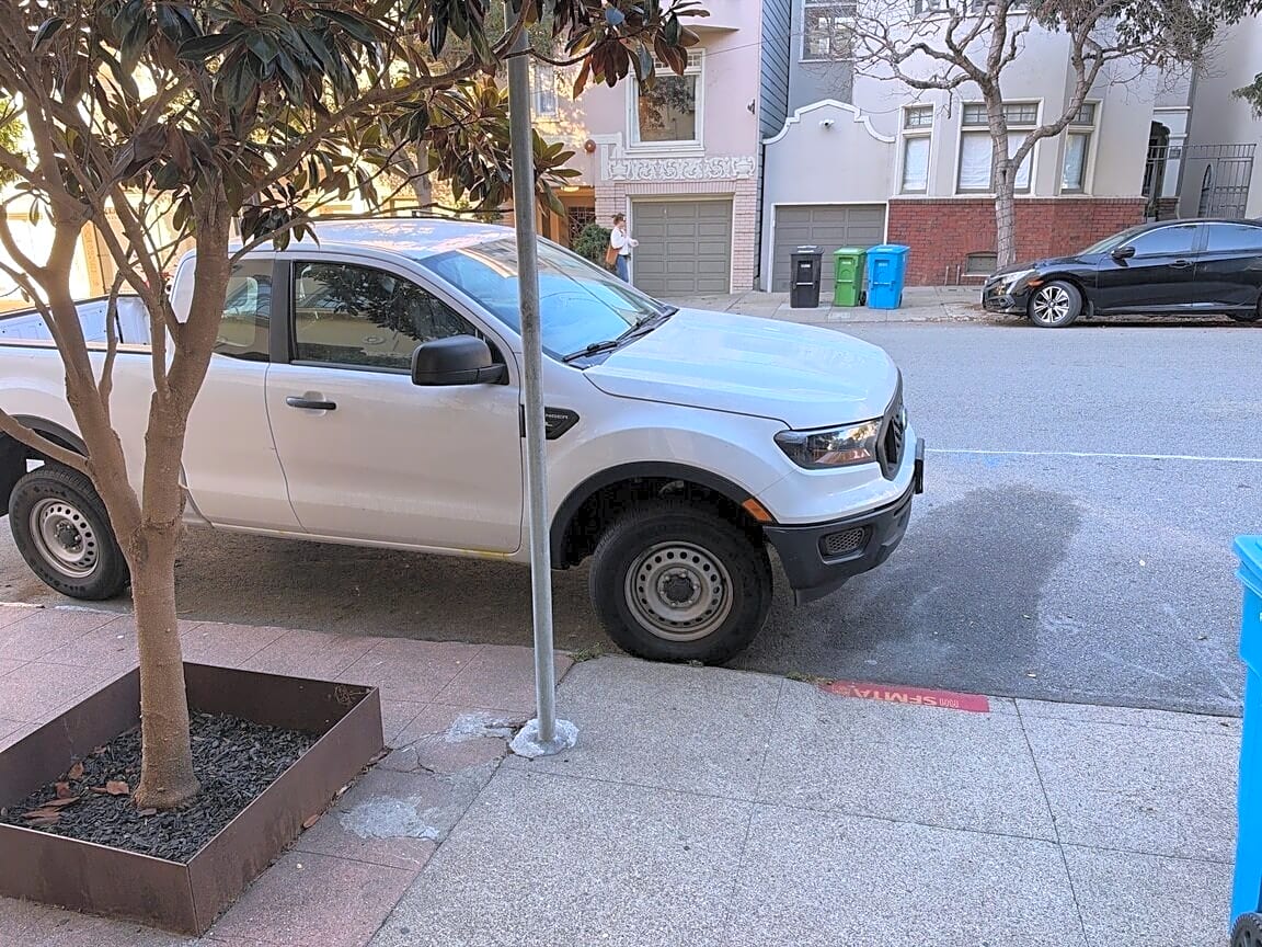 Photo attached to case 202000186076