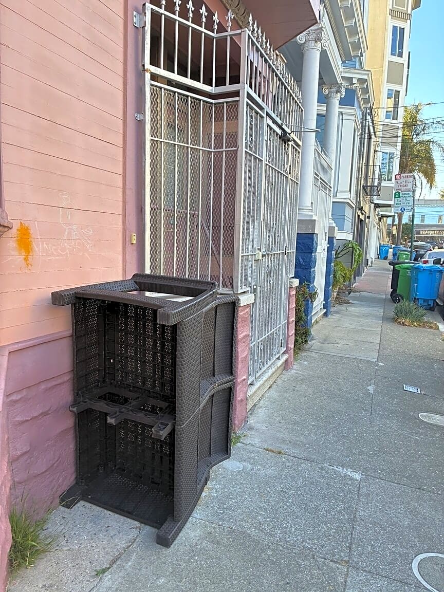 Photo attached to case 202000186081