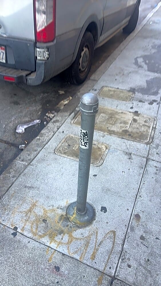 Photo attached to case 202000186283
