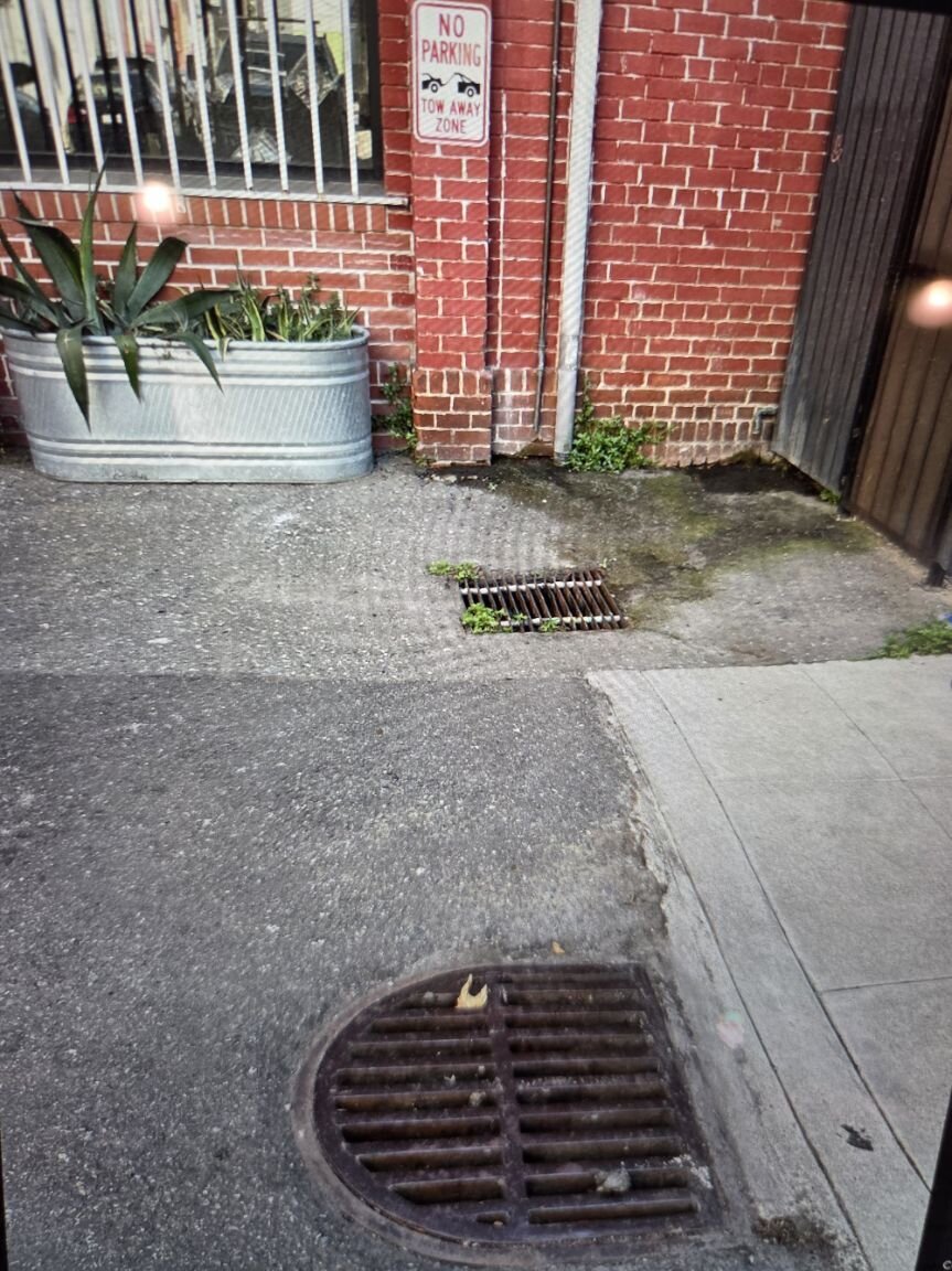Photo attached to case 202000186985