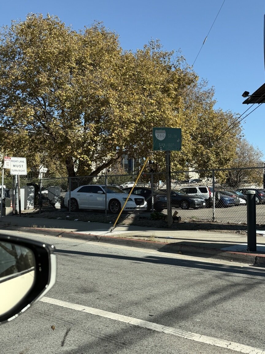 Photo attached to case 202000187428