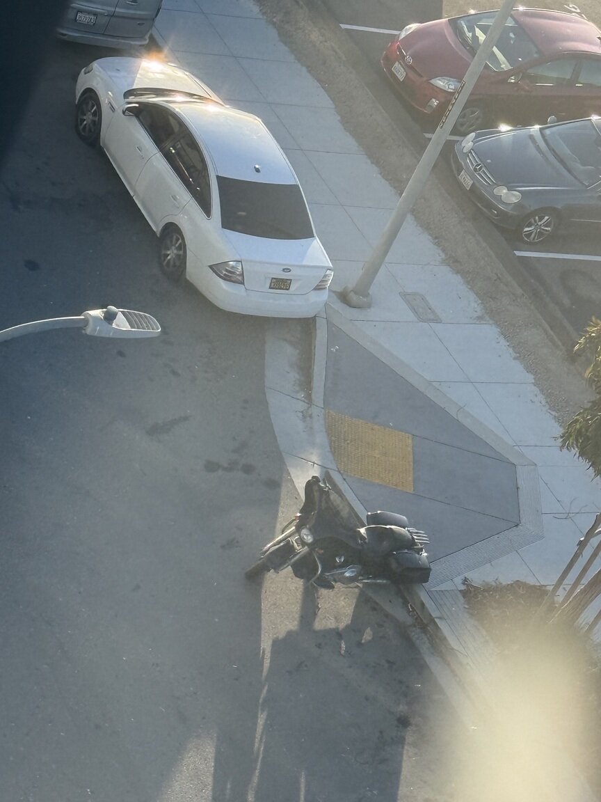 Photo attached to case 202000188071