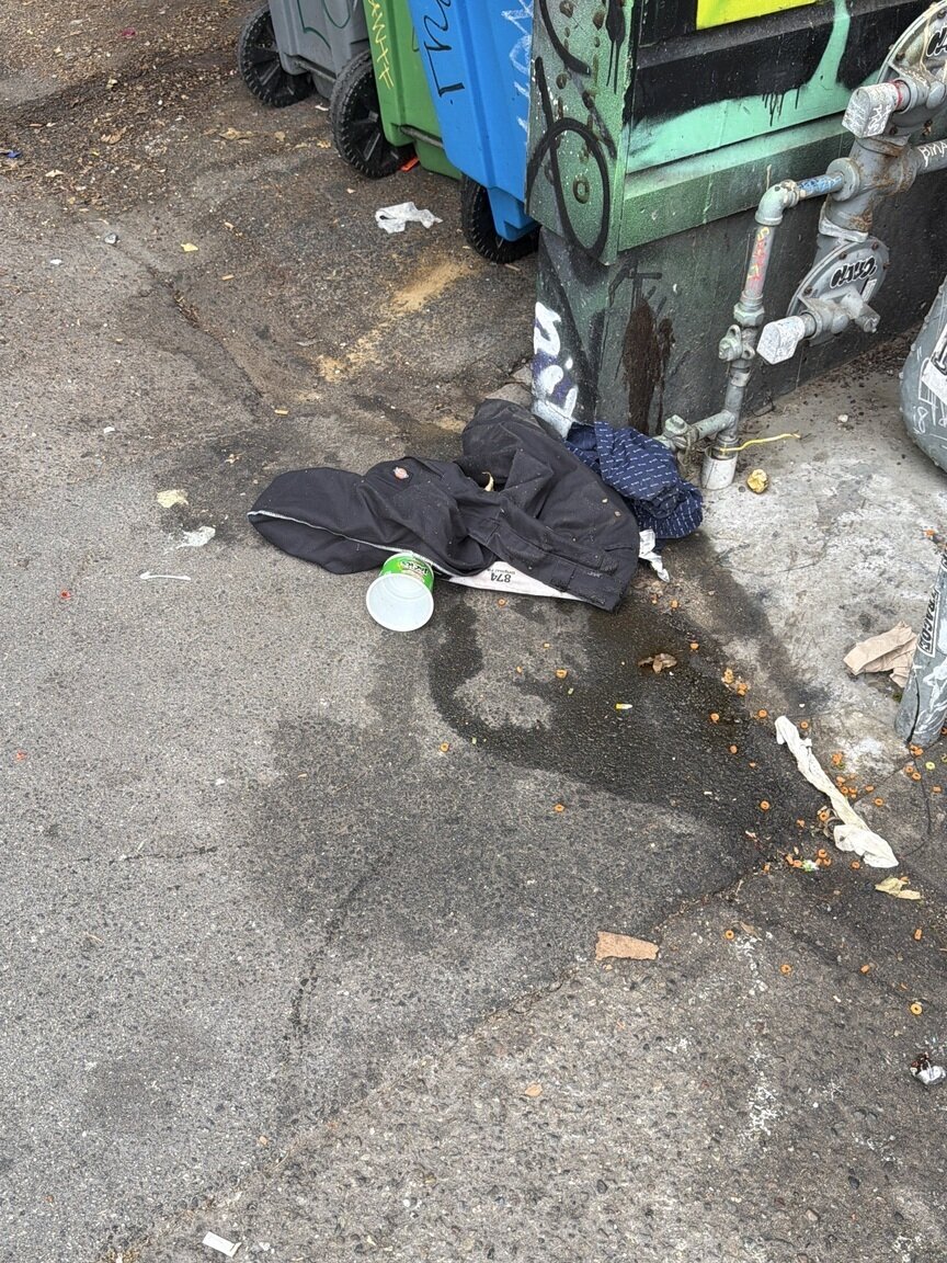 Photo attached to case 202000207251