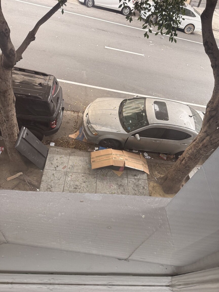 Photo attached to case 202000207780