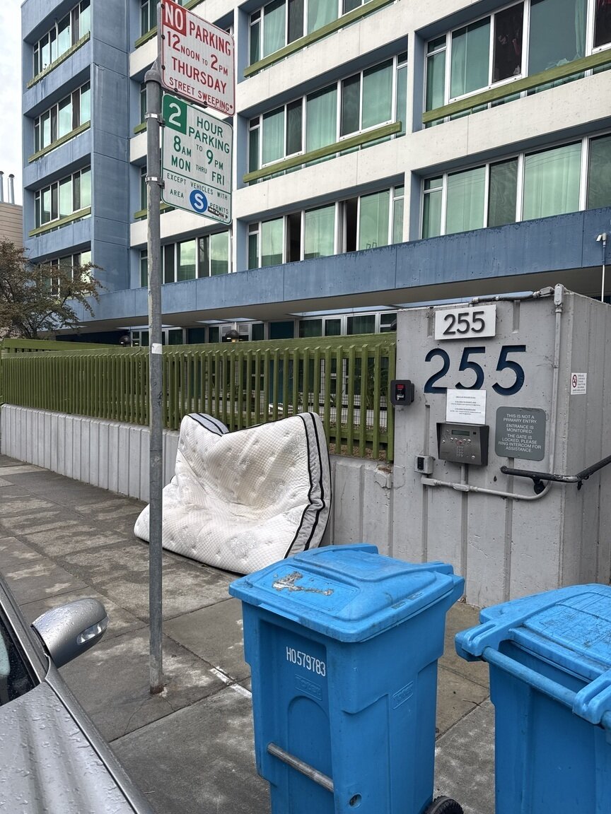 Photo attached to case 202000208291