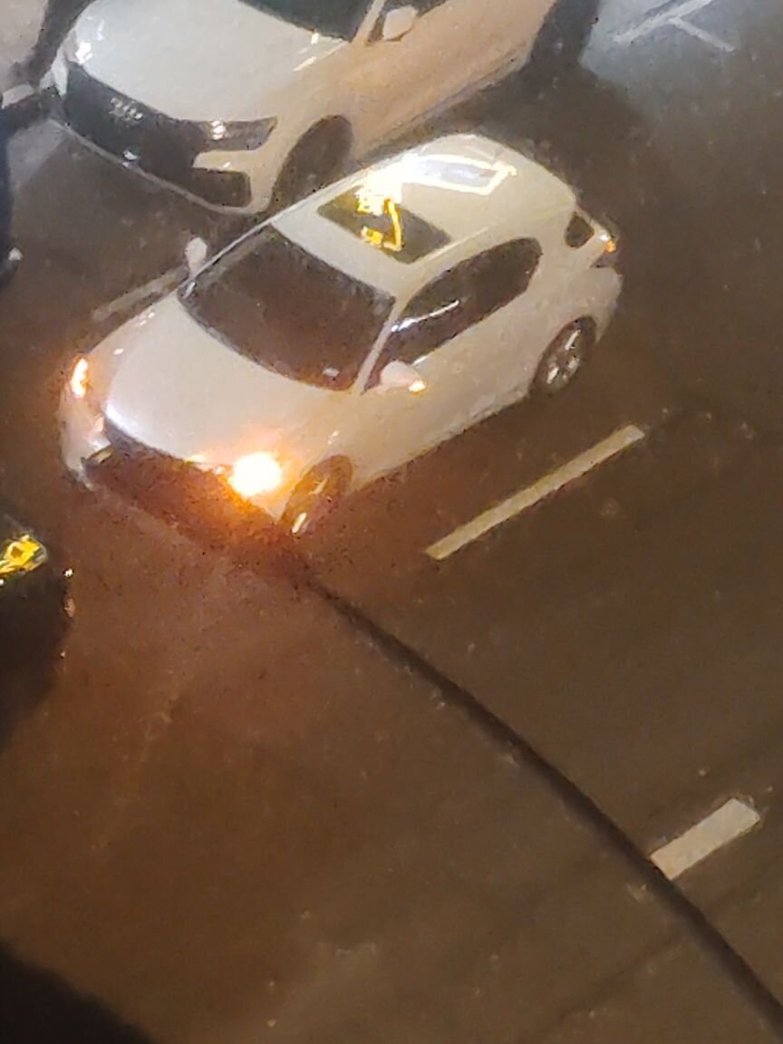 Photo attached to case 202000209205