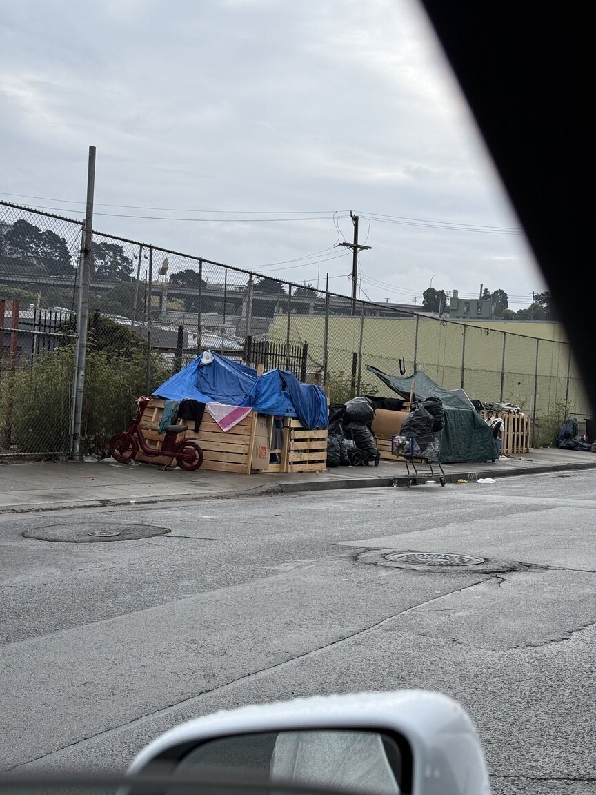 Photo attached to case 202000210255