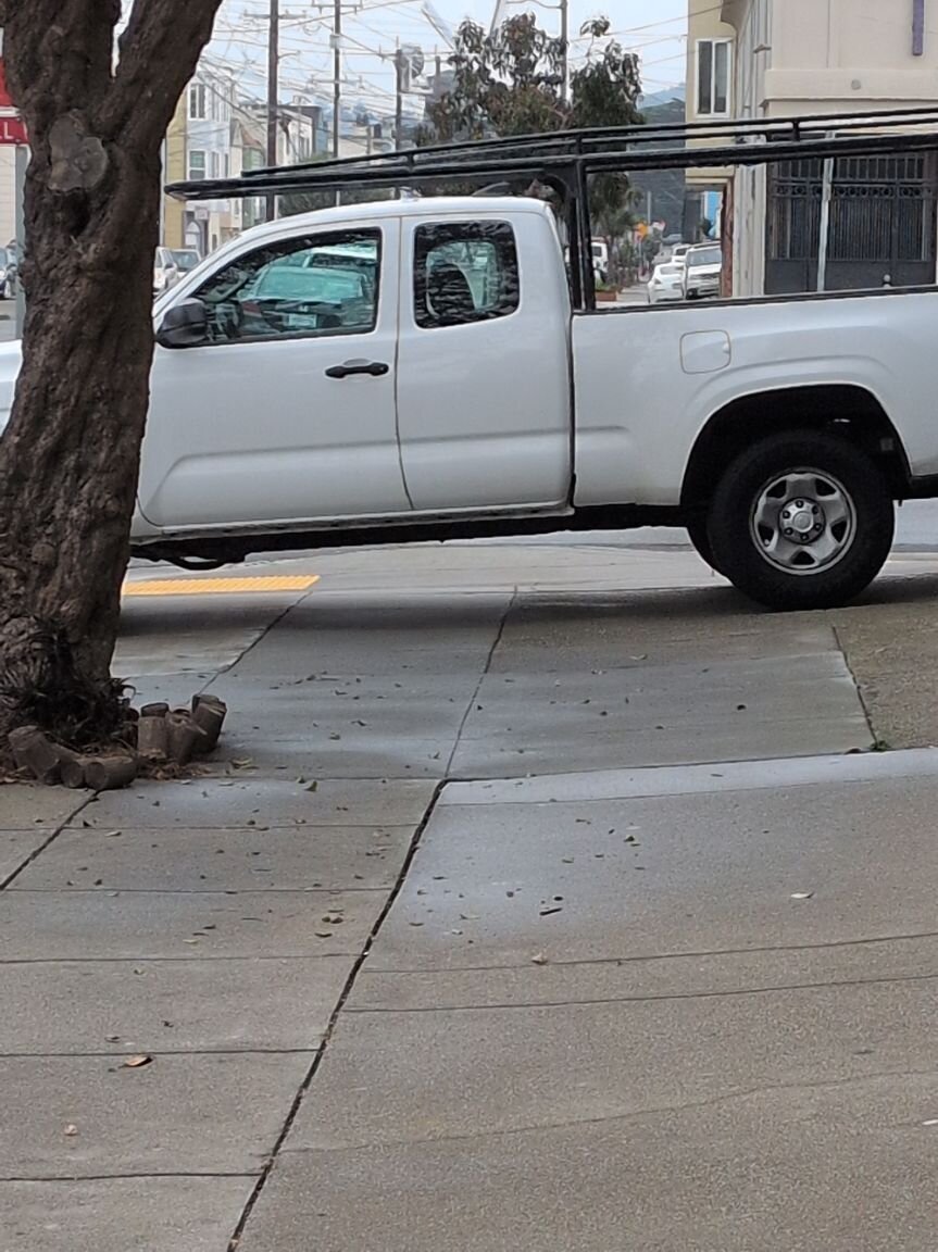 Photo attached to case 202000210702
