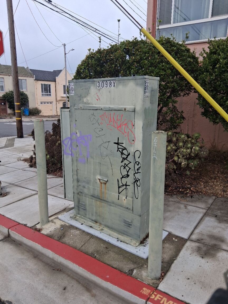 Photo attached to case 202000211586
