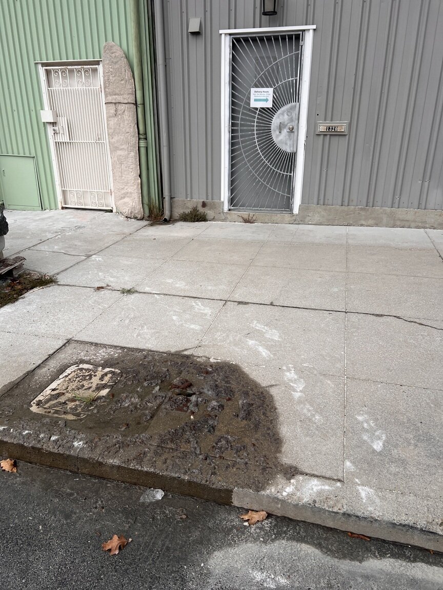 Photo attached to case 202000212463