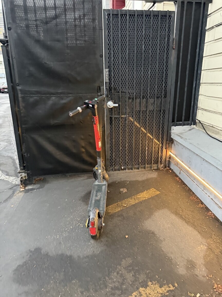 Photo attached to case 202000213243