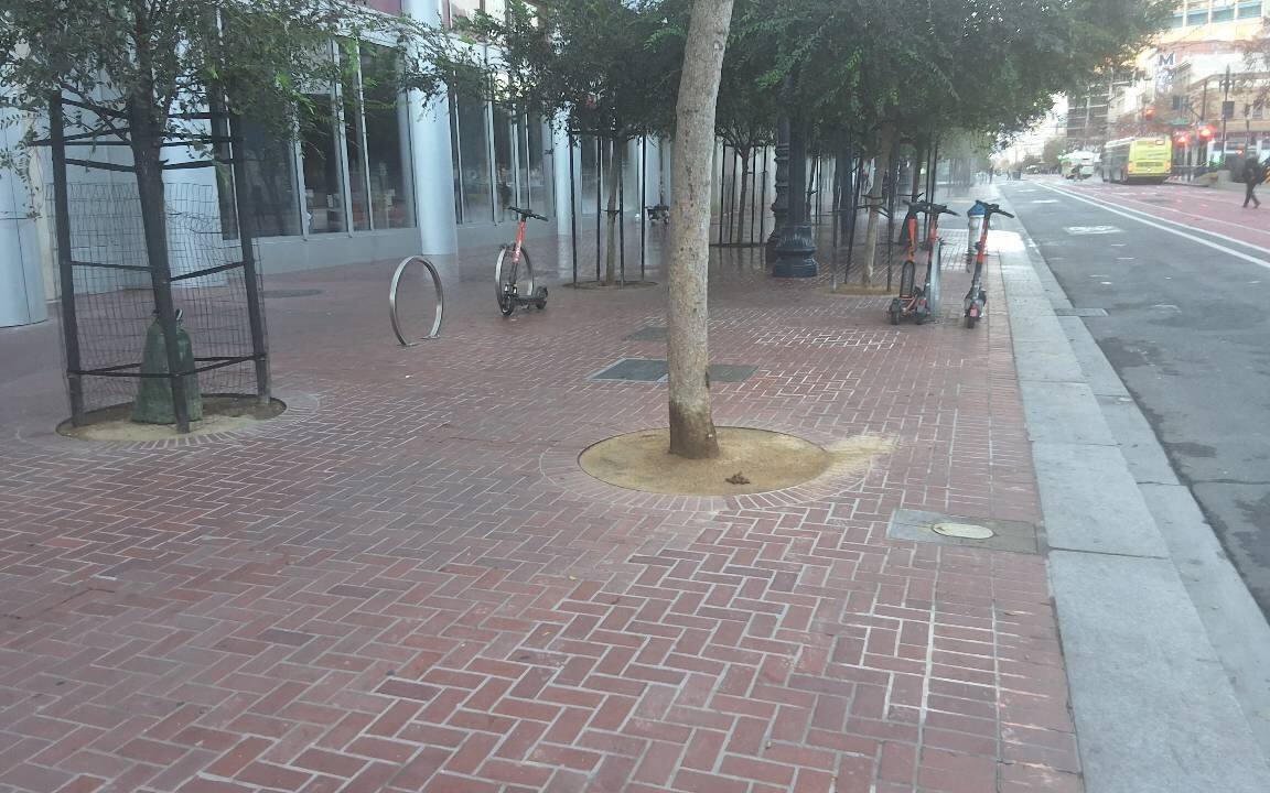 Photo attached to case 202000213371