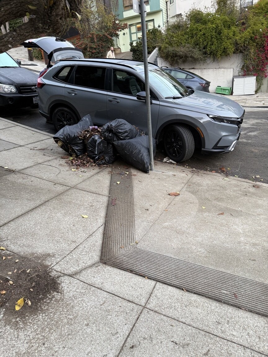 Photo attached to case 202000213391