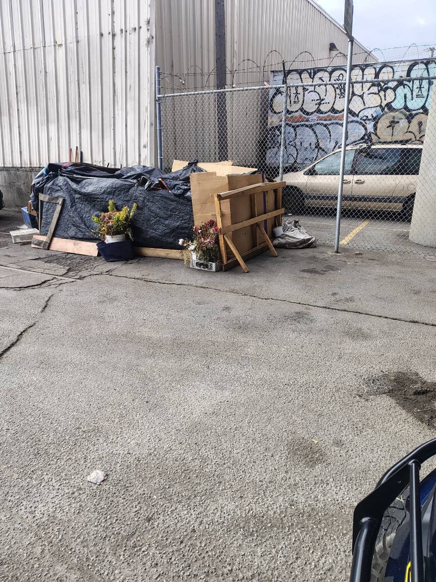 Photo attached to case 202000214484