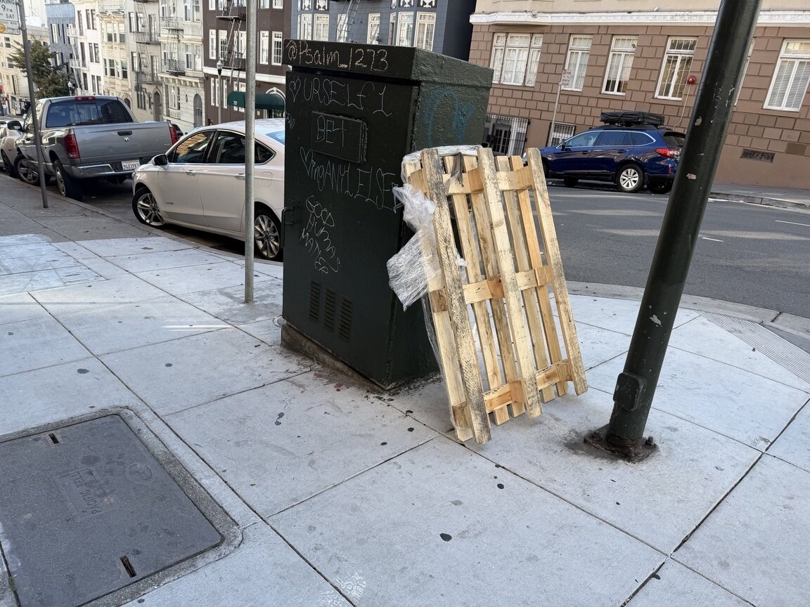Photo attached to case 202000215599