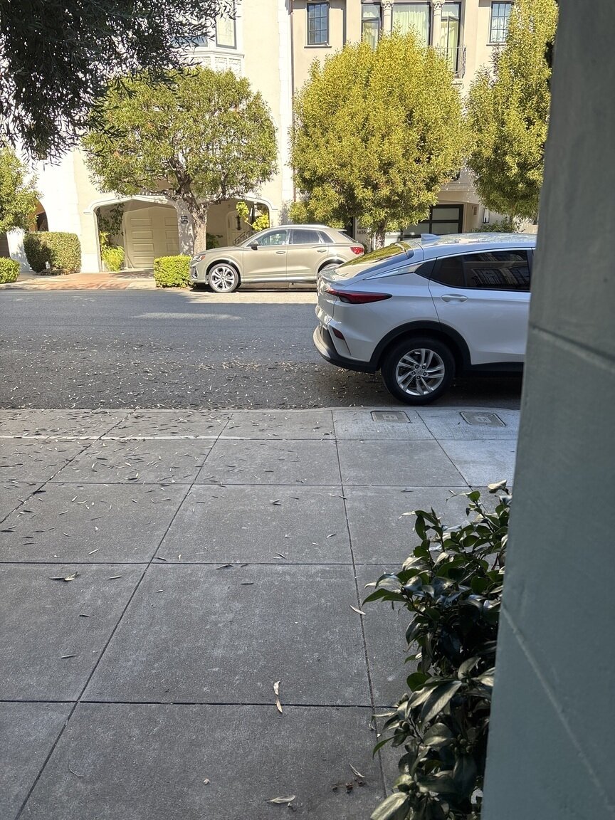 Photo attached to case 202000218421