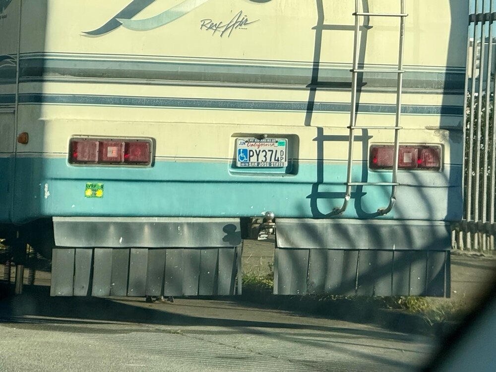 Photo attached to case 202000221900