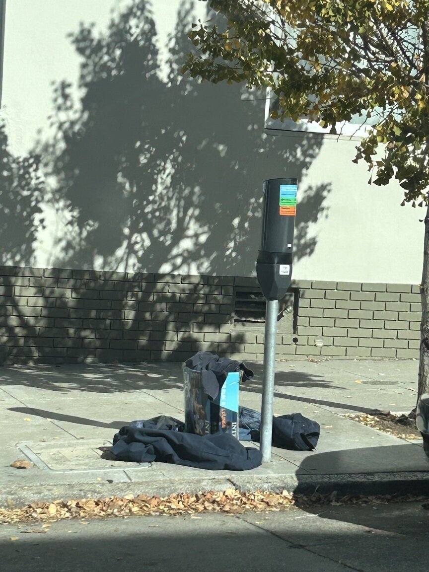 Photo attached to case 202000222120