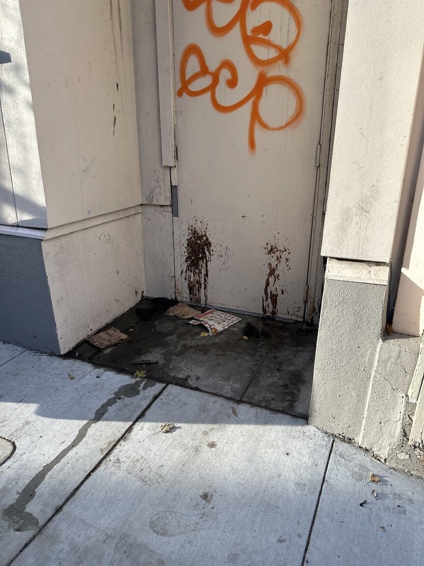 Photo attached to case 202000223325
