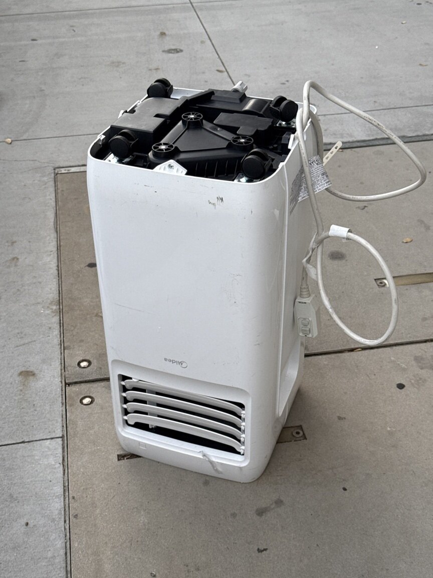 Photo attached to case 202000223585