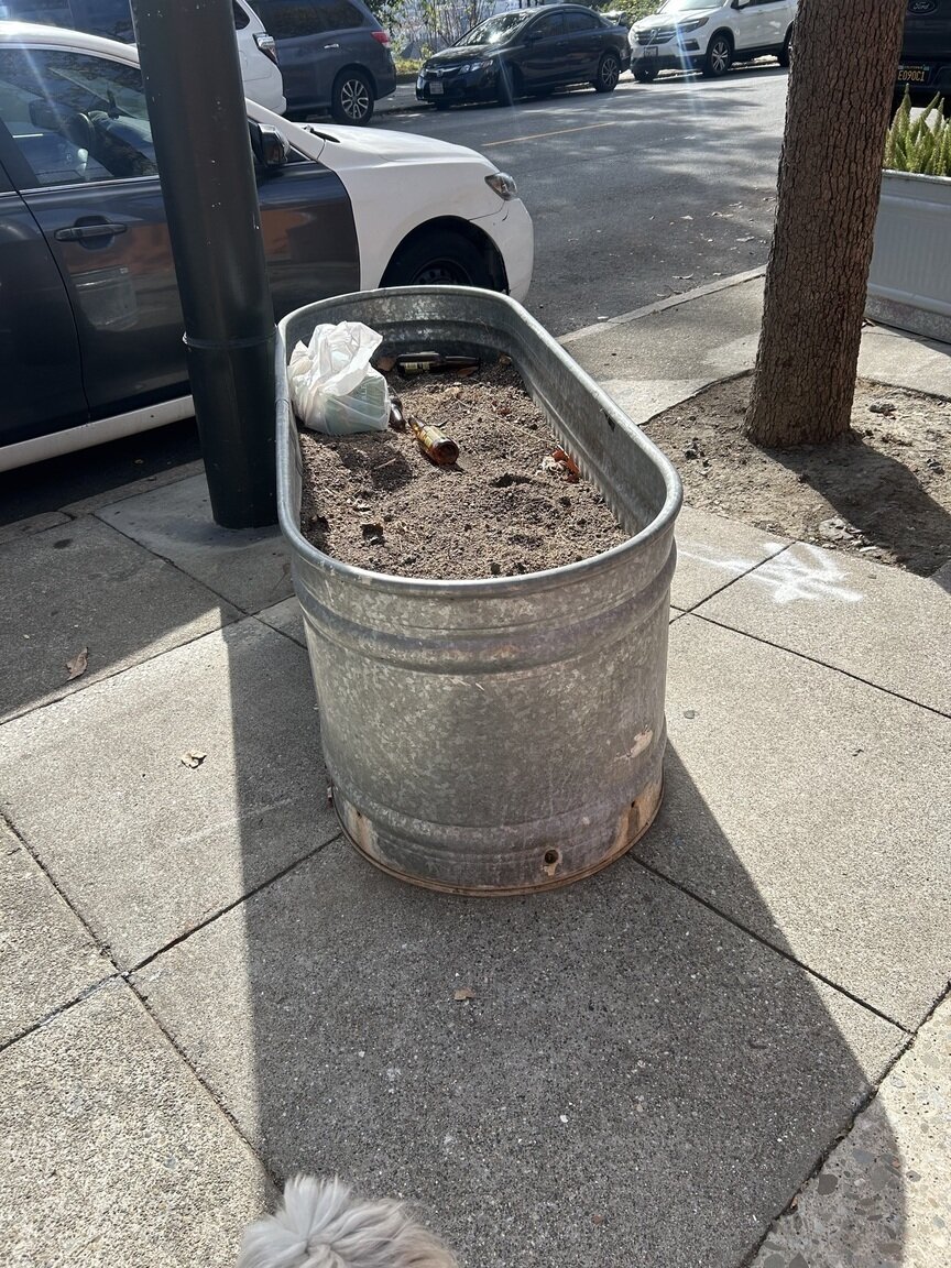 Photo attached to case 202000223789