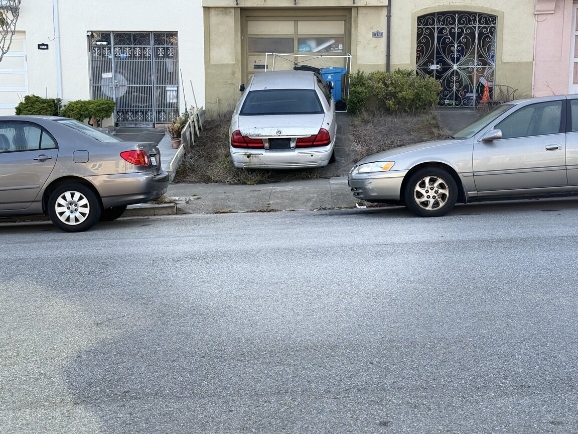 Photo attached to case 202000224403