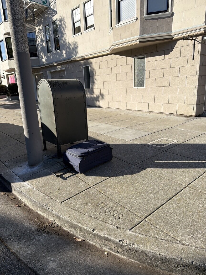 Photo attached to case 202000225970