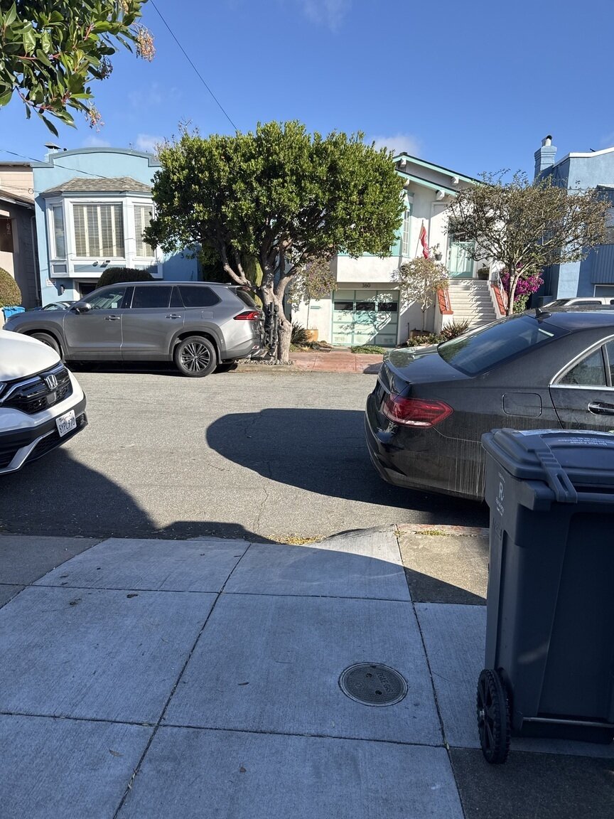 Photo attached to case 202000225991