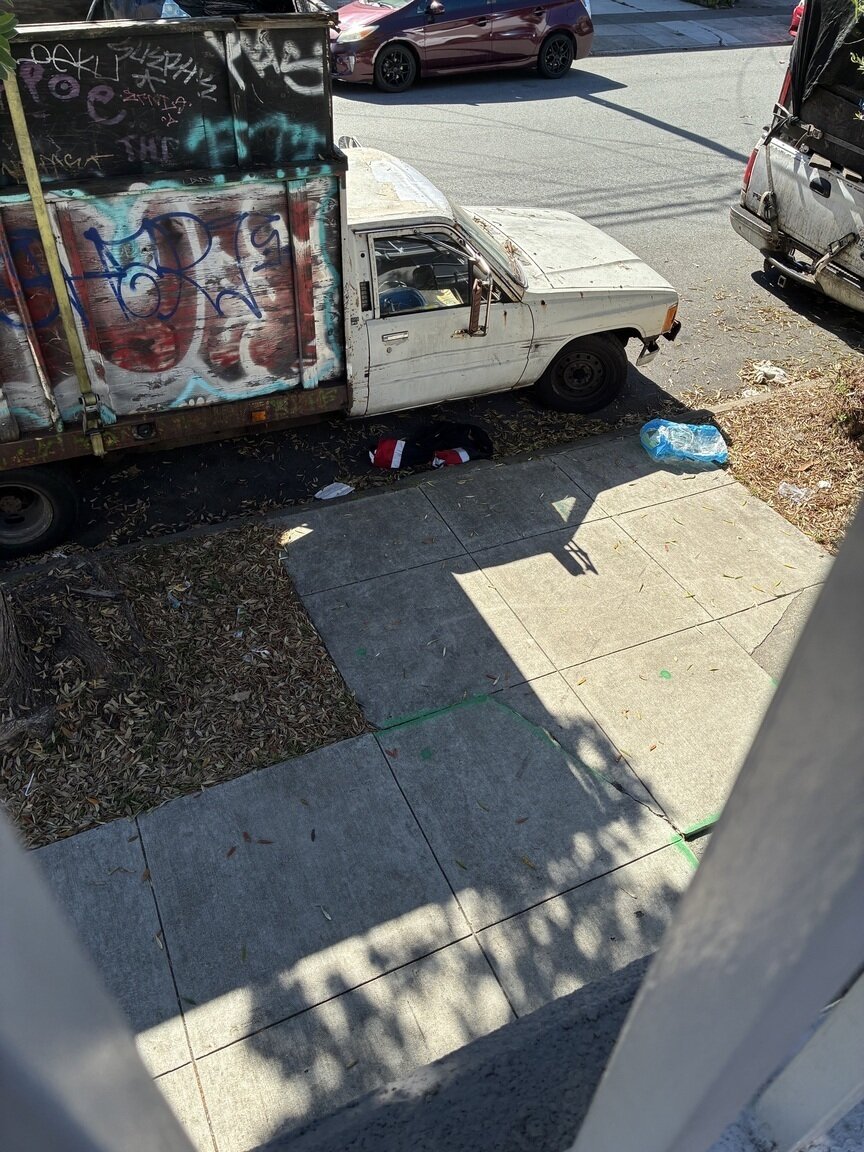 Photo attached to case 202000227094