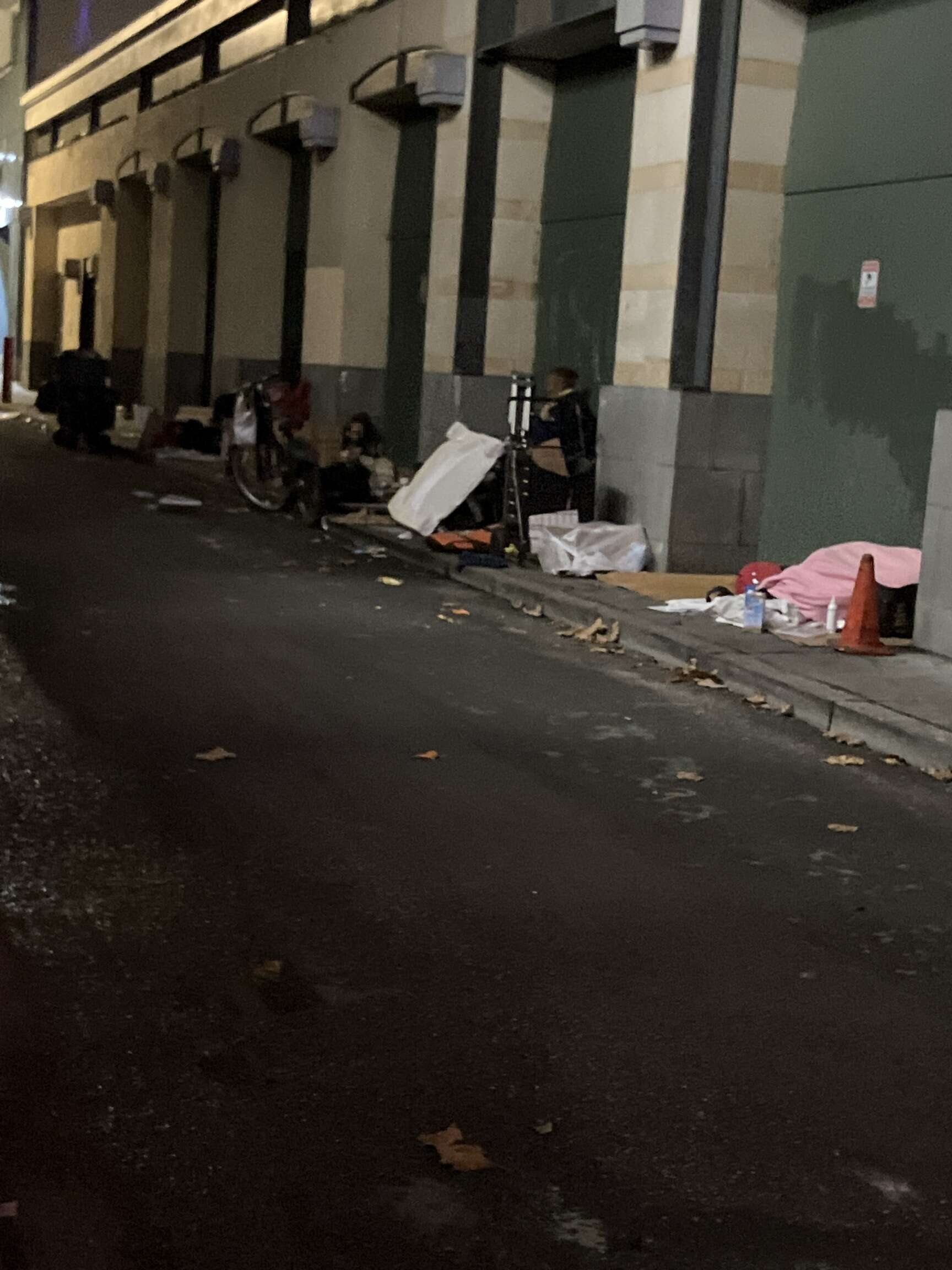 Photo attached to case 202000231301