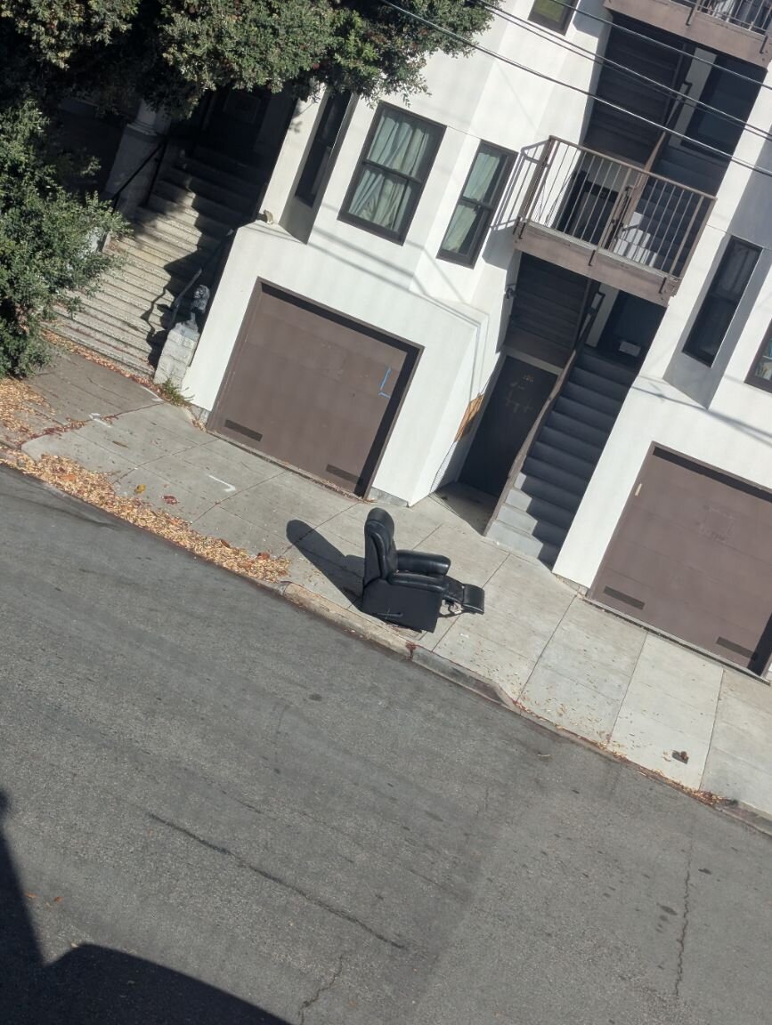 Photo attached to case 202000232430