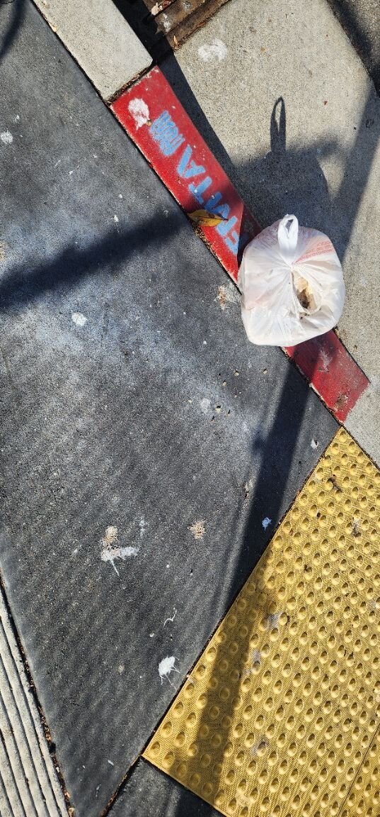 Photo attached to case 202000232579
