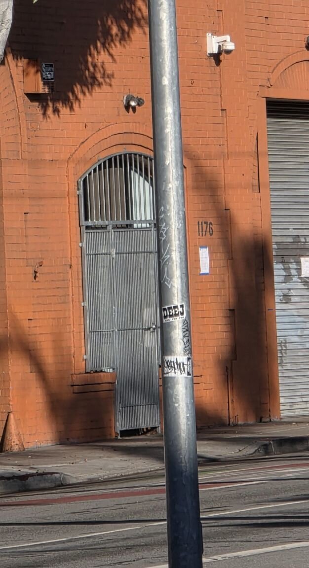 Photo attached to case 202000233584