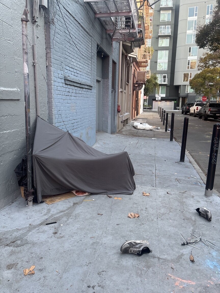 Photo attached to case 202000235272