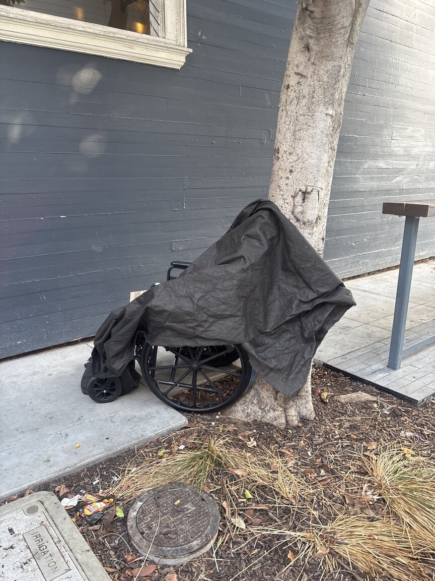 Photo attached to case 202000235696