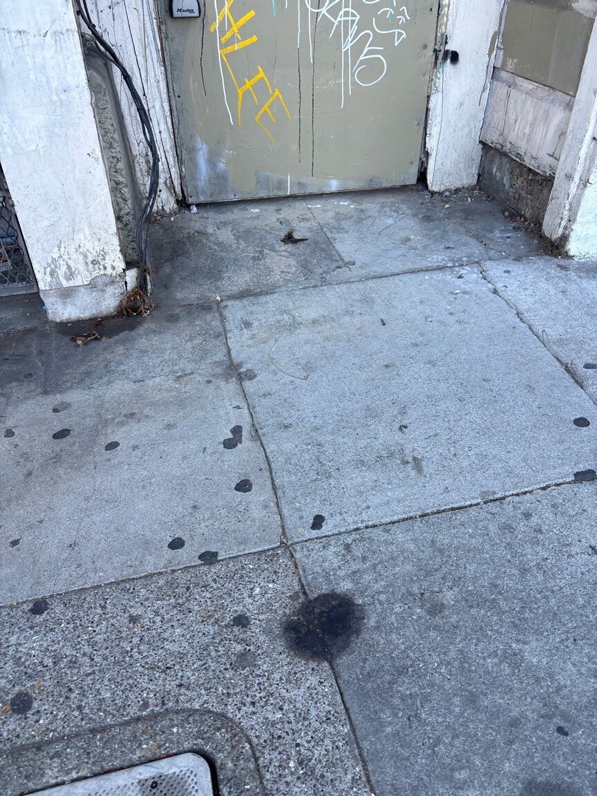 Photo attached to case 202000236172