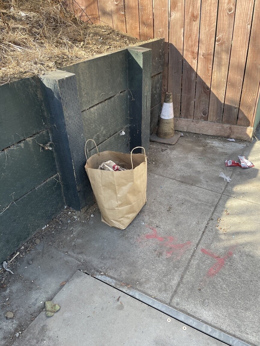 Photo attached to case 202000237076