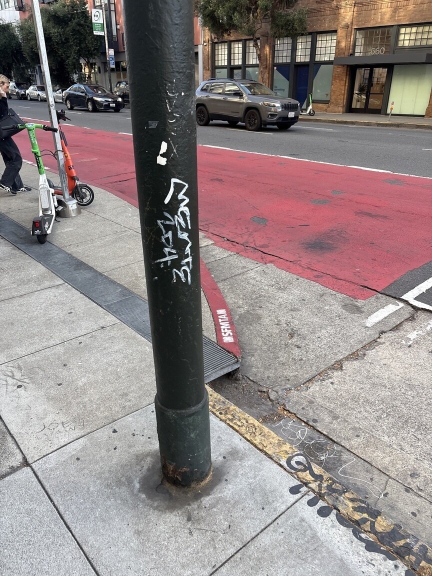 Photo attached to case 202000237501