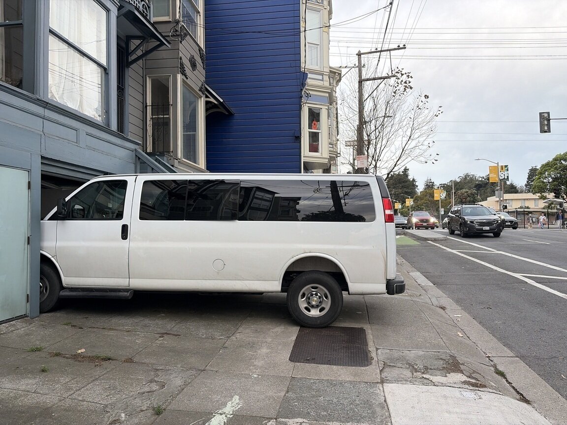 Photo attached to case 202000238930