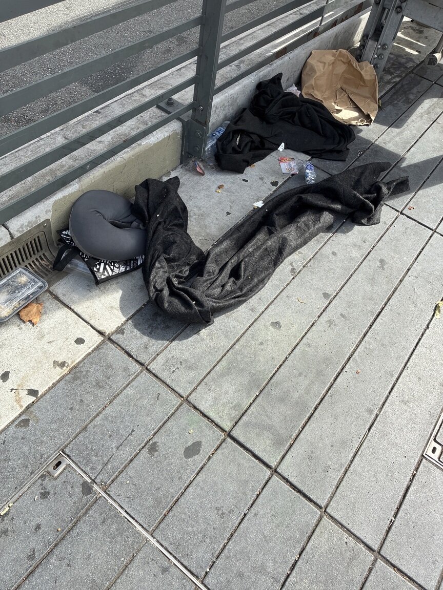 Photo attached to case 202000240359