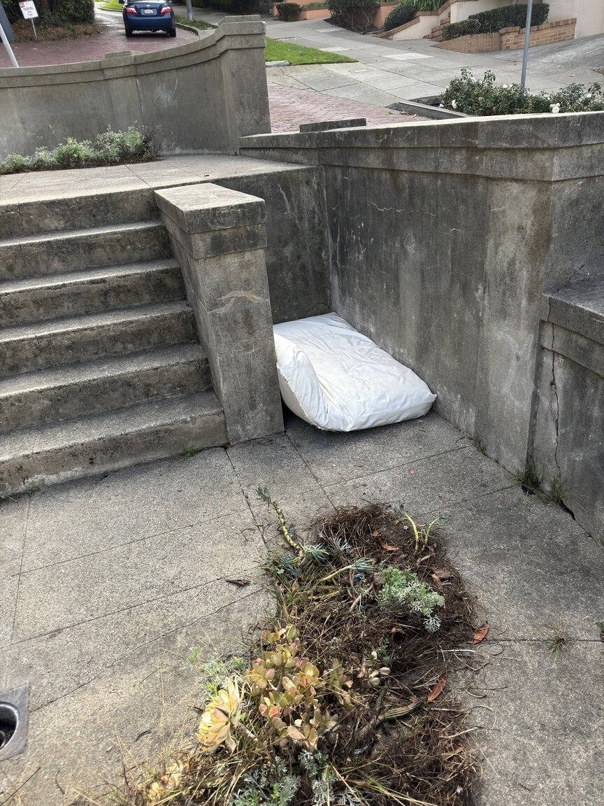 Photo attached to case 202000240627
