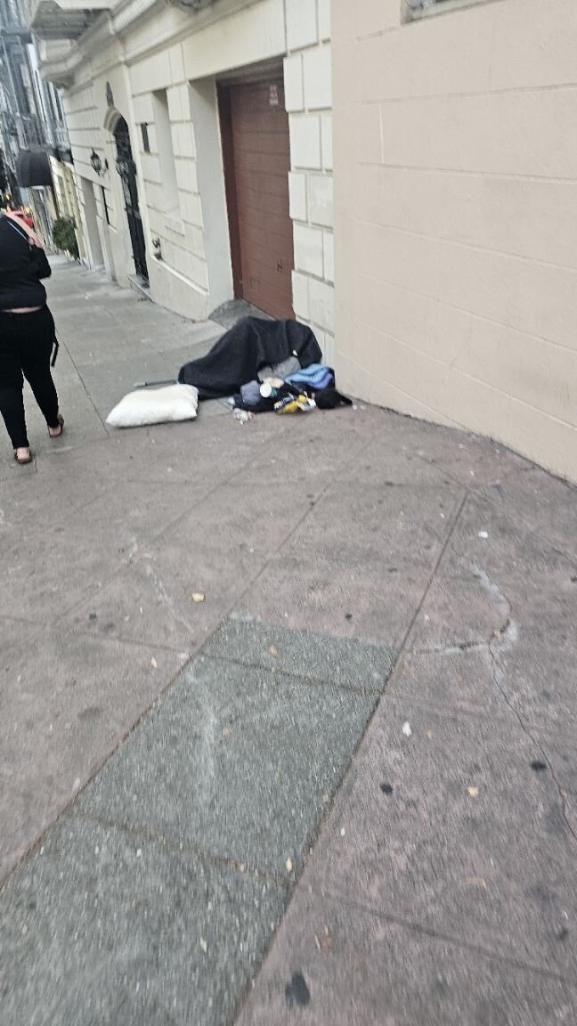 Photo attached to case 202000241359