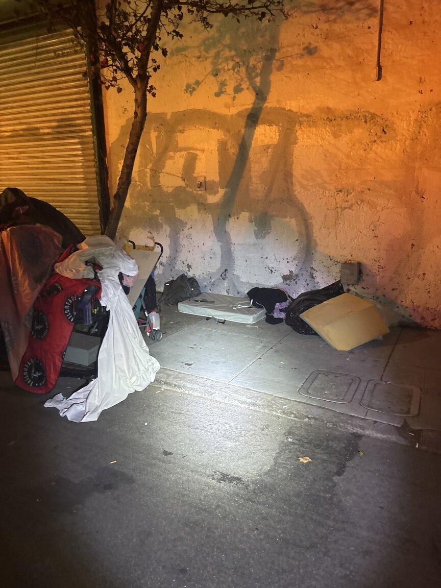 Photo attached to case 202000242119