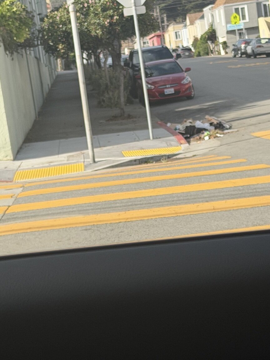 Photo attached to case 202000243187