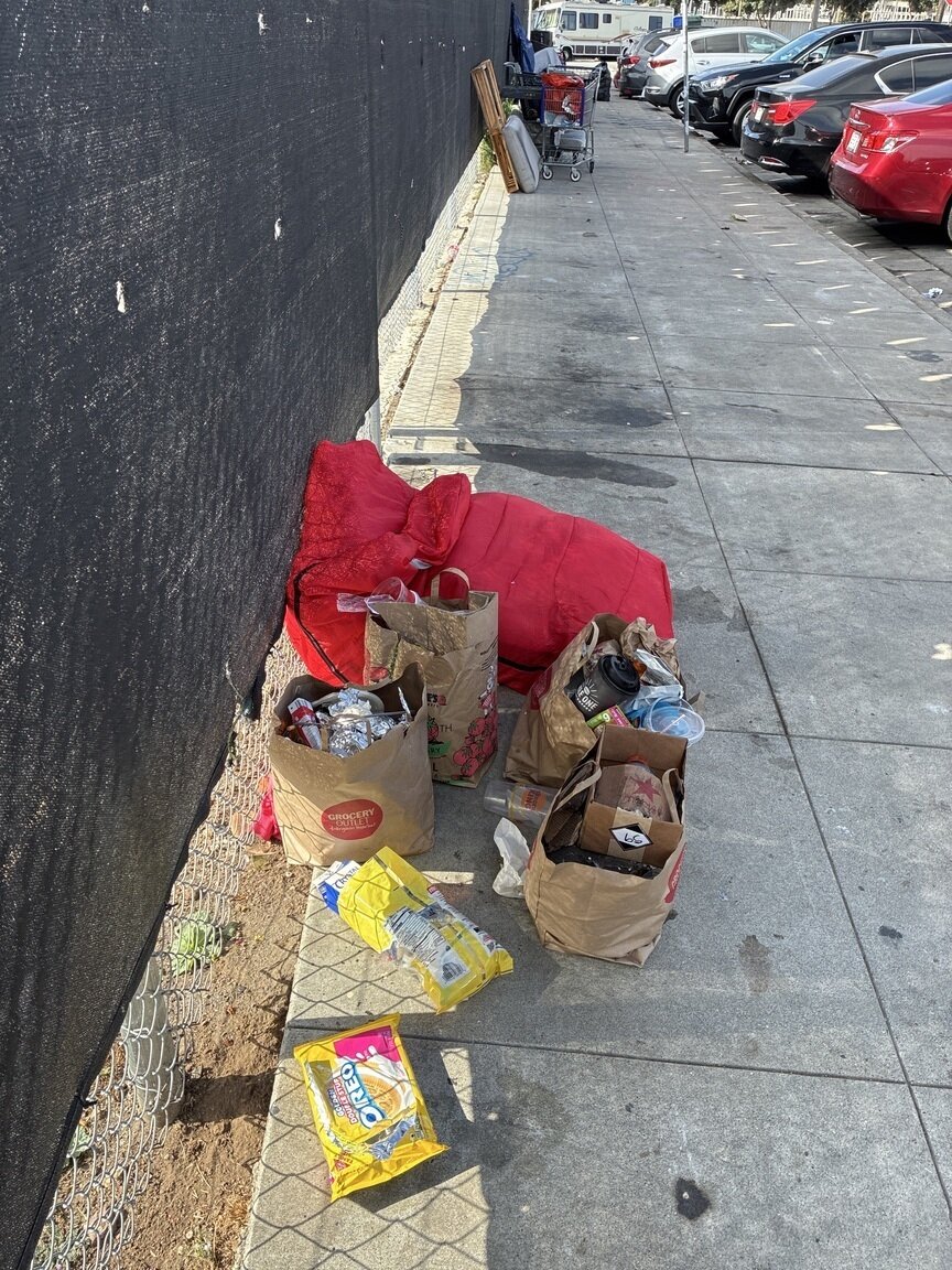 Photo attached to case 202000243360