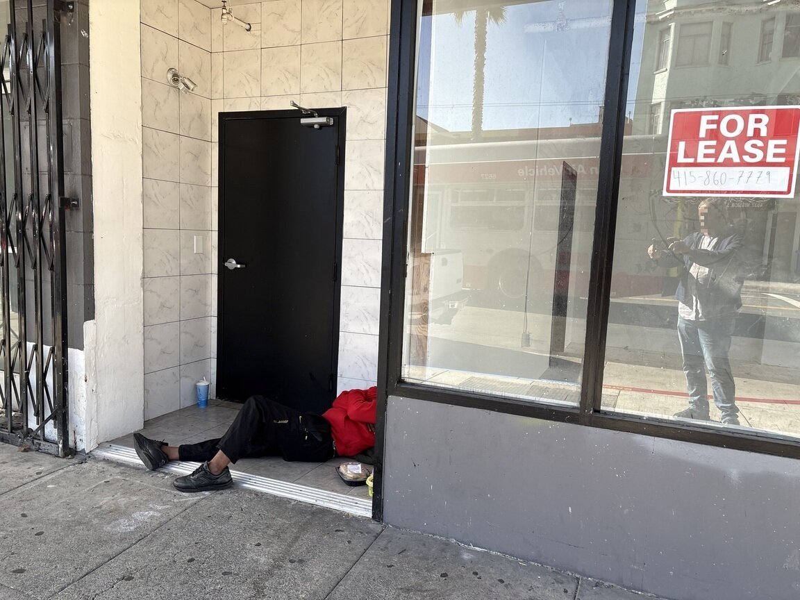 Photo attached to case 202000244069