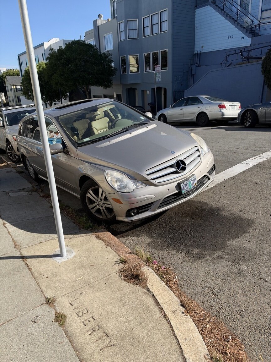 Photo attached to case 202000244309
