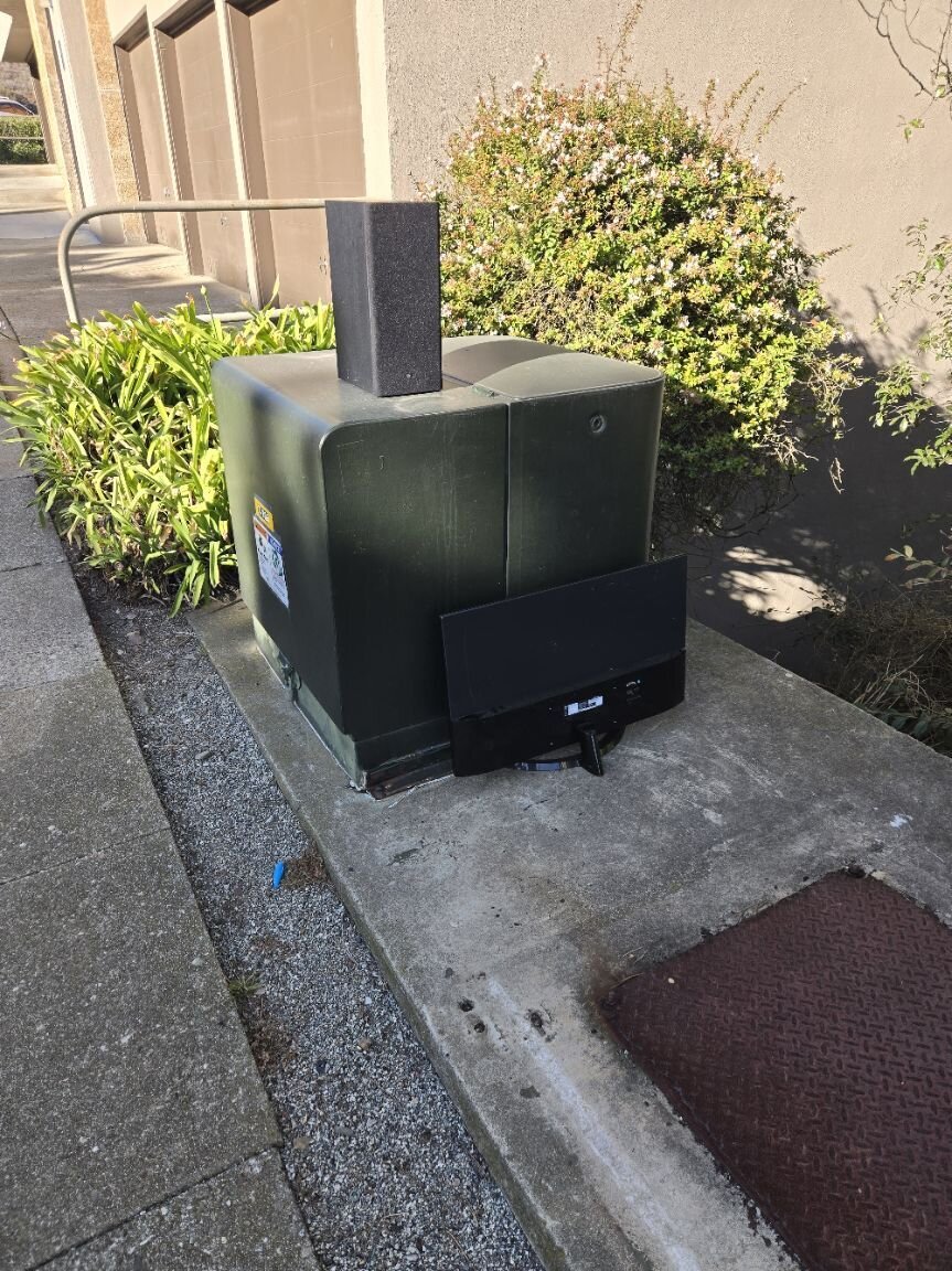 Photo attached to case 202000244511